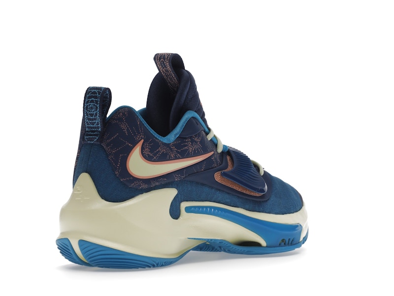Nike Zoom Freak 3 Everlasting Love