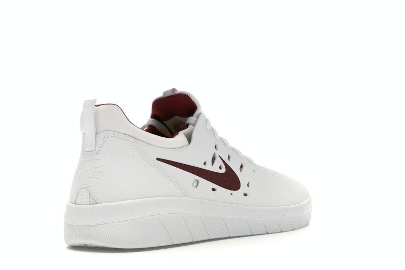 Nike SB Nyjah Free Summit White Team Crimson