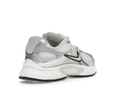 Nike V5 RNR Sail Light Orewood Brown (Women's)