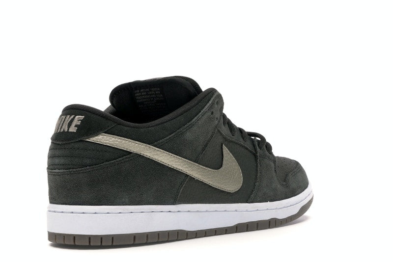 Nike SB Dunk Low Sequoia White Gum