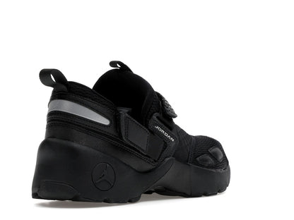 Jordan Trunner LX Triple Black (Women's)