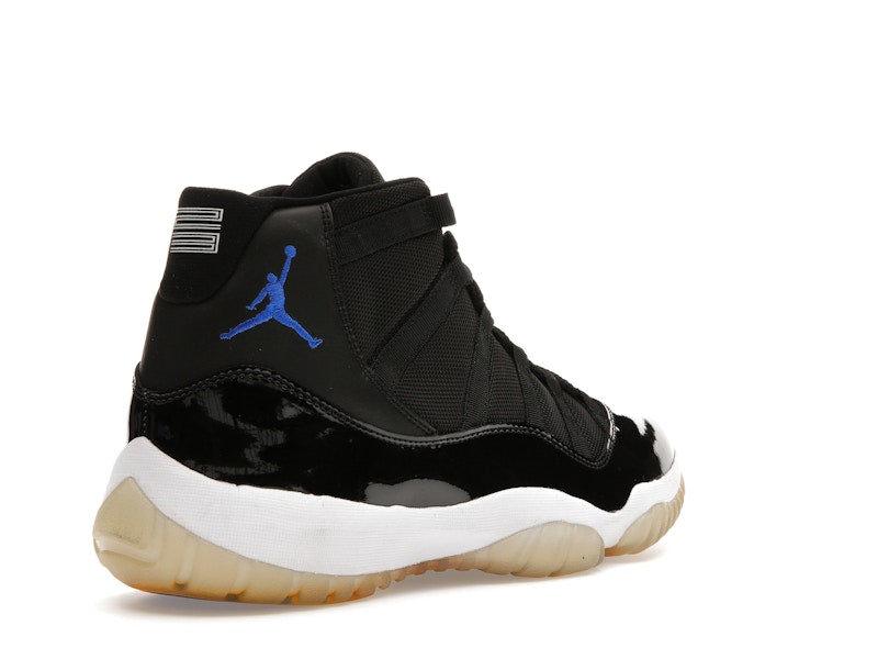 Jordan 11 Retro Space Jam (2009)