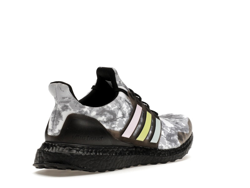 adidas Ultra Boost Sky Tint Black