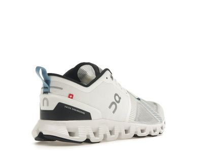 On Running Cloud X 3 Shift Undyed White Black