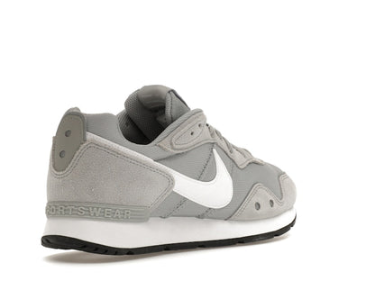Nike Venture Runner Wide Light Smoke Grey
