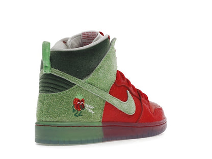 Nike SB Dunk High Strawberry Cough