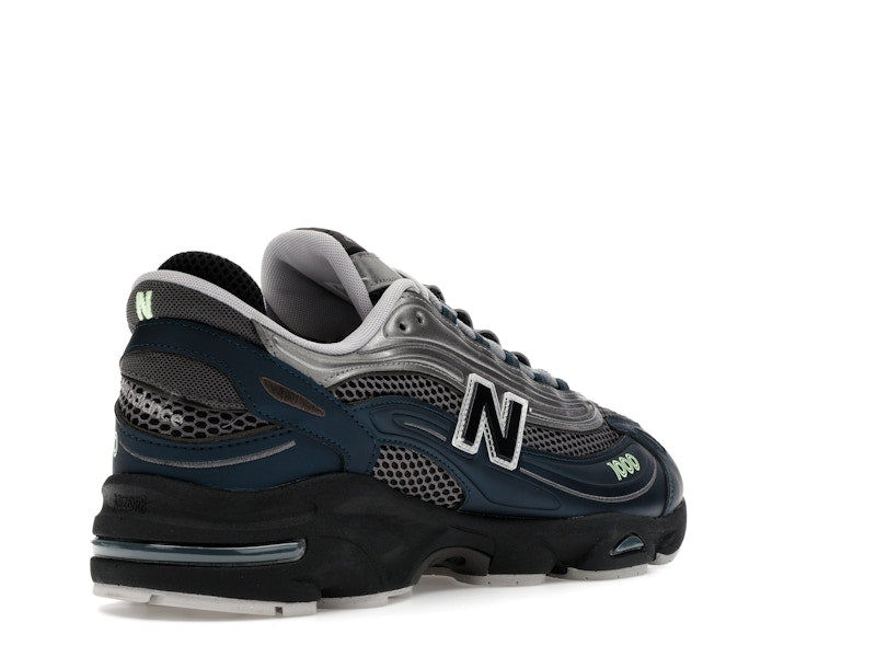 New Balance 1000 Deep Ocean