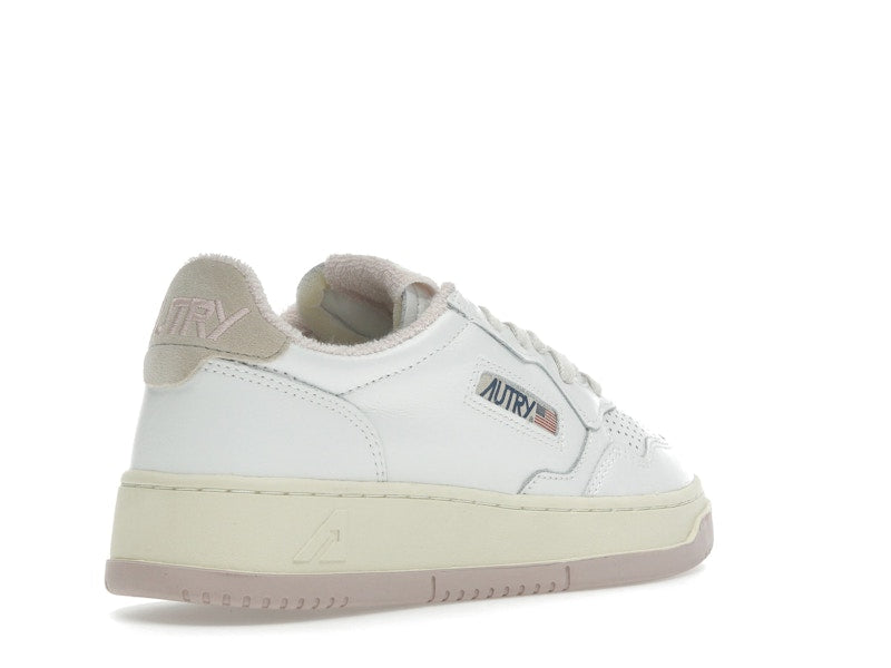 Autry Medalist Leather Low White Powder Pink (Women's)
