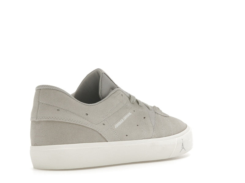 Jordan Series ES Light Iron Ore Sail