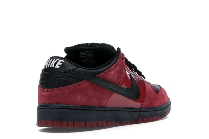 Nike SB Dunk Low Milli Vanilli