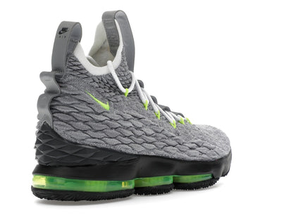 Nike LeBron 15 Air Max 95
