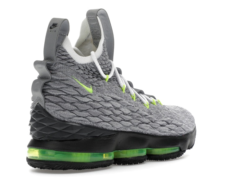 Nike LeBron 15 Air Max 95