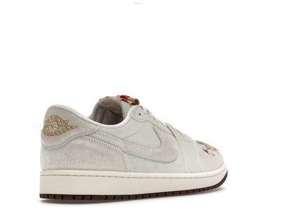 Jordan 1 Retro Low OG Football Grey Sail Light Chocolate