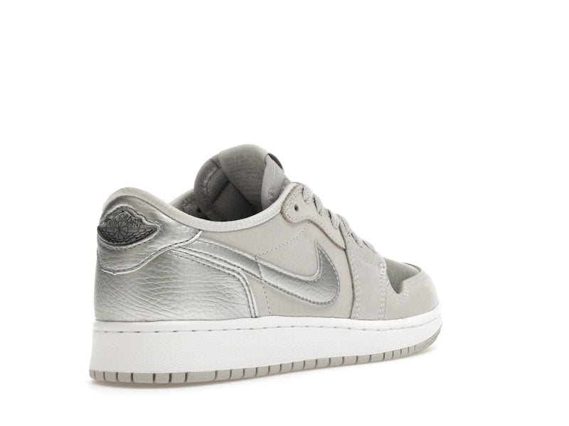 Jordan 1 Low OG Metallic Silver (GS)