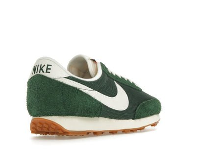 Nike Daybreak Vintage Fir (Women's)