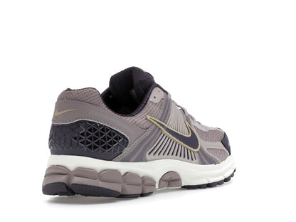 Nike Zoom Vomero 5 Platinum Violet