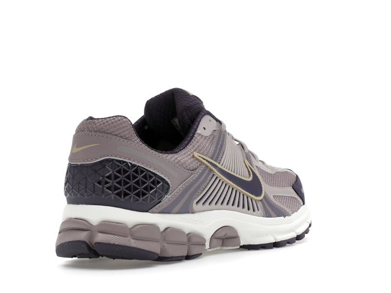 Nike Zoom Vomero 5 Platinum Violet