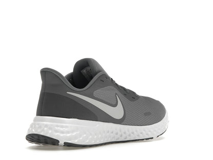 Nike Revolution 5 Cool Grey