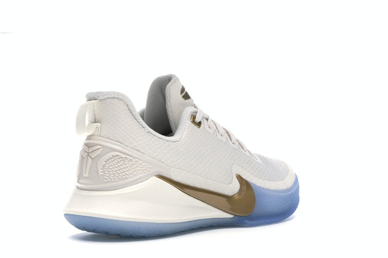 Nike Mamba Focus Metallic Gold