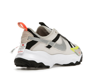 Nike TC 7900 LX 3M Light Orewood Brown (Women's)