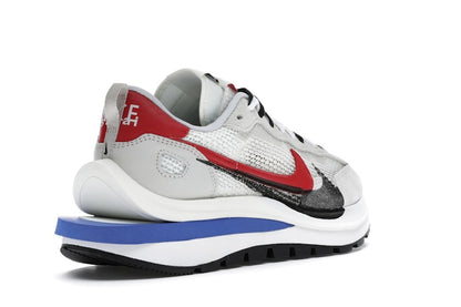Nike Vaporwaffle sacai Sport Fuchsia Game Royal