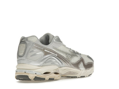 Mizuno Wave Rider 10 Metallic Snow White
