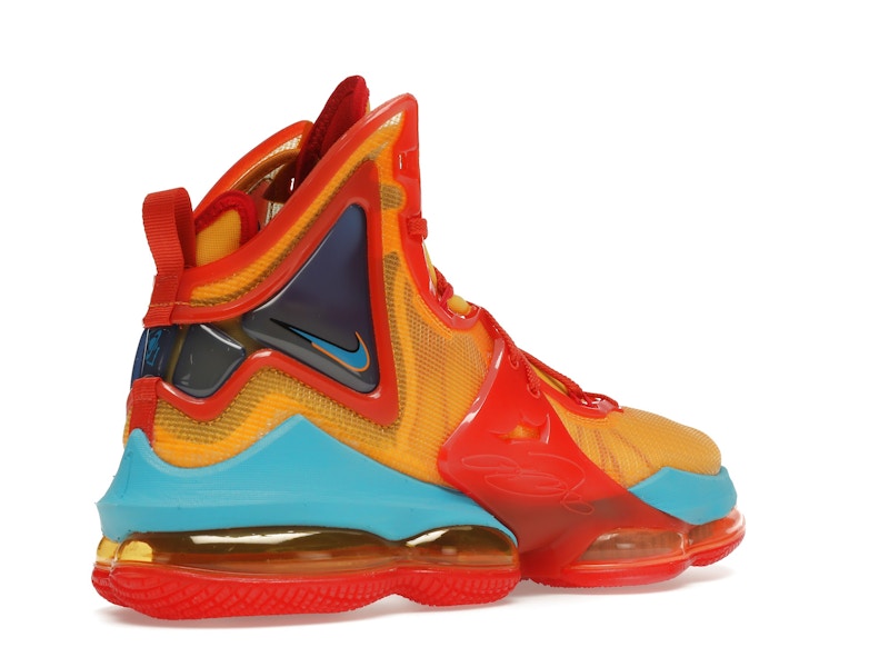 Nike LeBron 19 Tune Squad