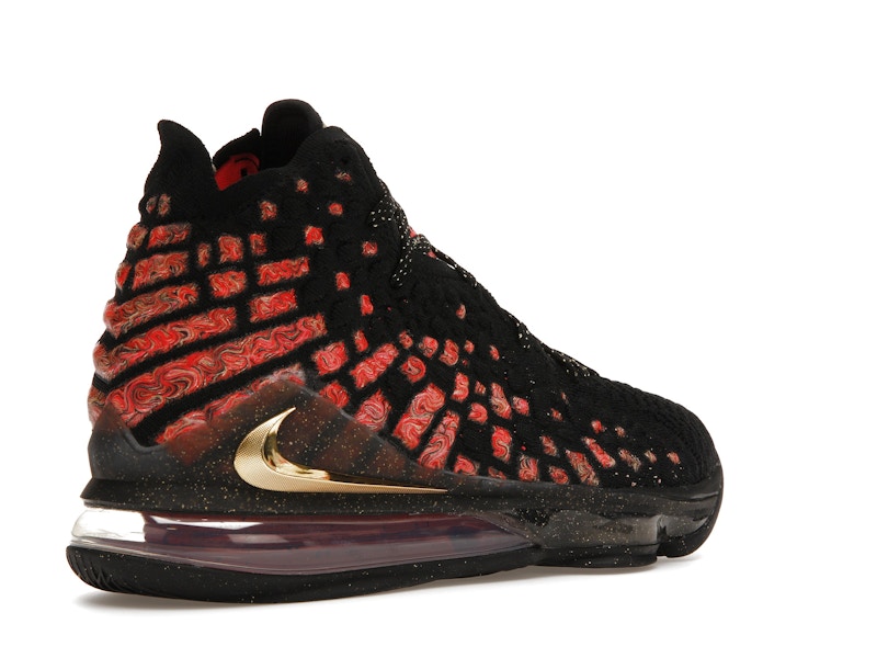 Nike LeBron 17 Courage