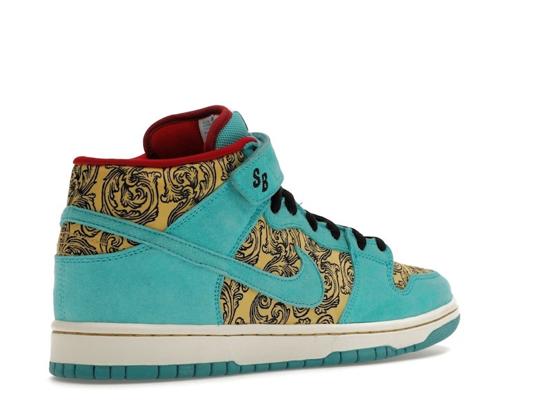 Nike SB Dunk Mid Premium Peacock