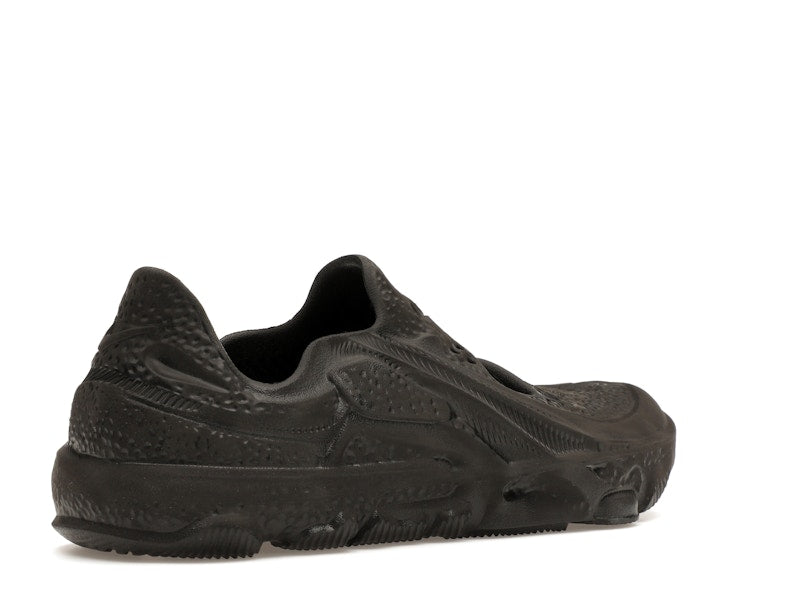 Nike ISPA Universal Black
