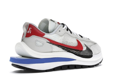 Nike Vaporwaffle sacai Sport Fuchsia Game Royal