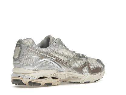Mizuno Wave Rider 10 Metallic Snow White