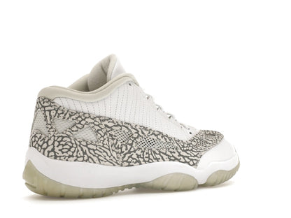 Jordan 11 Retro Low IE Cobalt (2015)