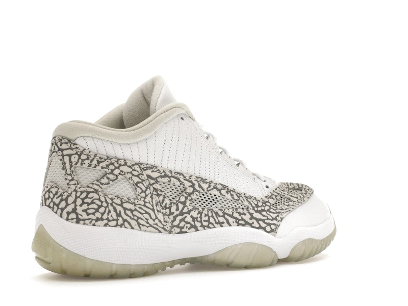 Jordan 11 Retro Low IE Cobalt (2015)