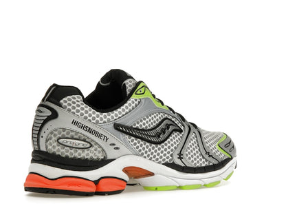 Saucony ProGrid Triumph 4 Highsnobiety Silver