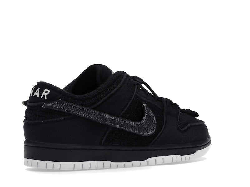 Nike SB Dunk Low Gnarhunters