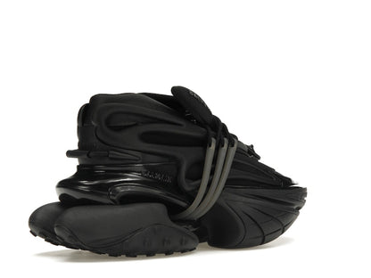 Balmain Unicorn Low-Top Black