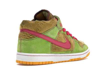 Nike SB Dunk Mid Mama Bear