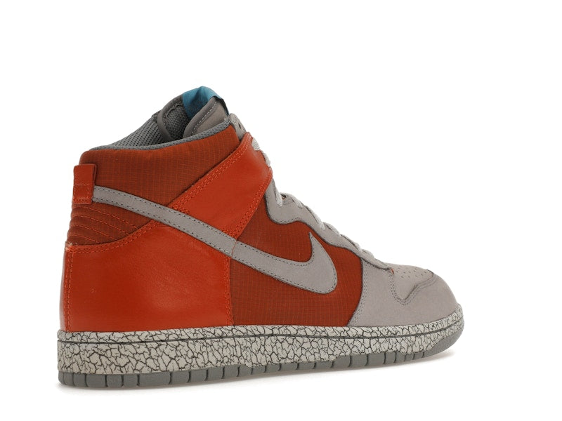 Nike Dunk High Earthquake Dark Orange
