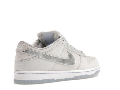 Nike SB Dunk Low White Lobster (Friends and Family)