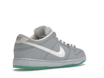 Nike SB Dunk Low Marty McFly
