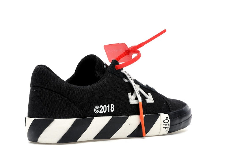 OFF-WHITE  Vulc Low Black
