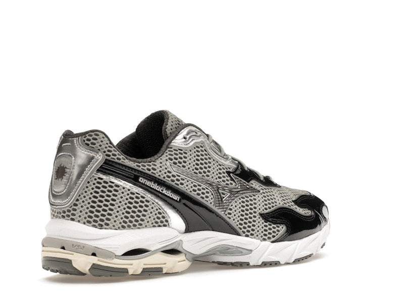 Mizuno Wave Rider 10 Flame Wave One Block Down Onyx