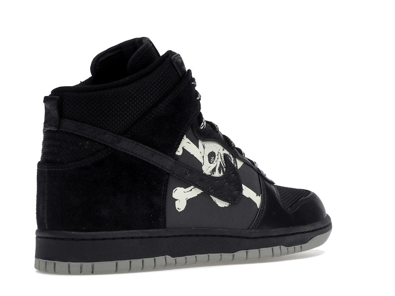 Nike Dunk High St. Pauli