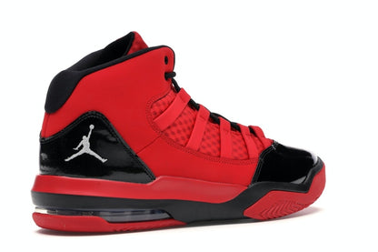 Jordan Max Aura Red Black