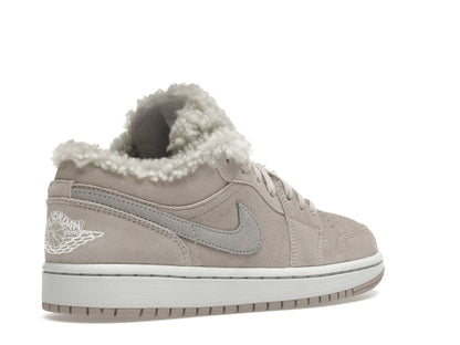 Jordan 1 Low SE Sherpa Fleece (Women's)