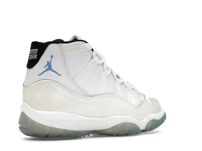 Jordan 11 OG Columbia (1996)