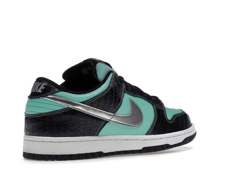 Nike SB Dunk Low Diamond Supply Co.