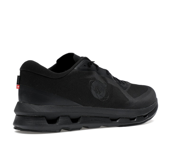 On Running Cloudzone Kith Black