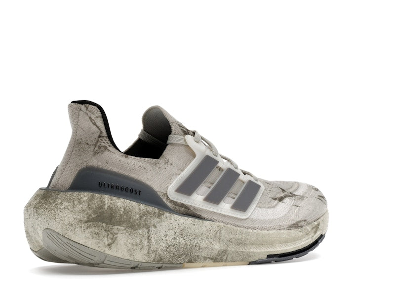 adidas Ultra Boost Light Worn-Out